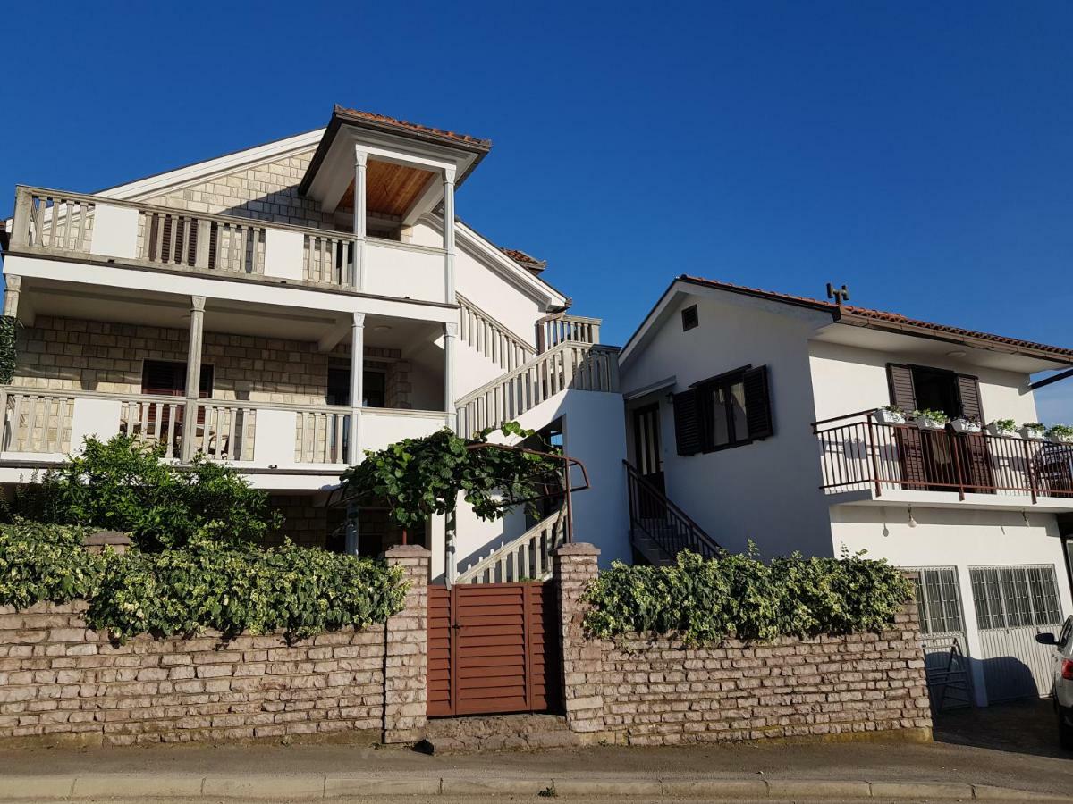 Apartments Milicic Herceg Novi Exterior foto